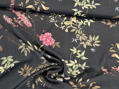 Ziedi uz tumša - 100% viskoze