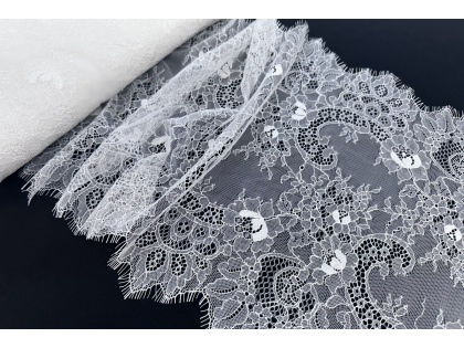 Balta mežģīne -35cm