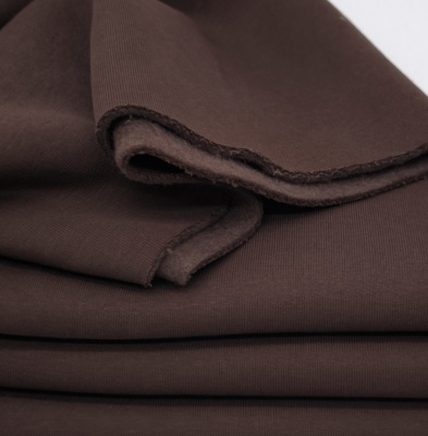 Karstas šokolādes brūna siltinātā trikotāža 180cm