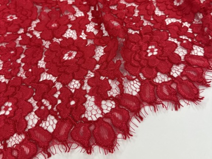 Sarkana karaliskā mežģīne