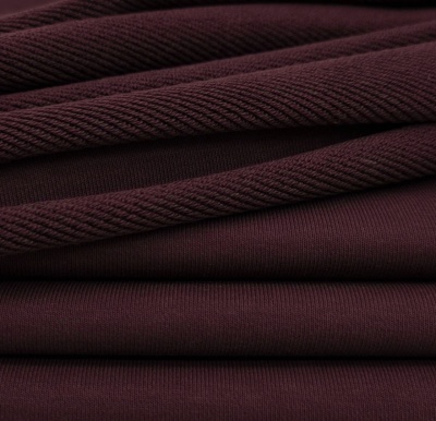 Vīns sarkana 3diegu cilpiņtrikotāža