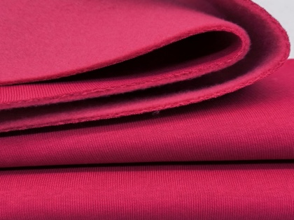 Aveņu siltinātā trikotāža 180cm plata